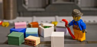 Ada Aktifitas Peti di Bandara