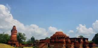 Muara Takus bangunan bata terbesar di Sumatera ditemukan di hutan terpencil