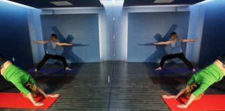 Lepaskan Lelah Menunggu Pesawat dengan Yoga di Bandara