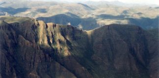 Bandara Terkecil dan TerEkstrim di dunia