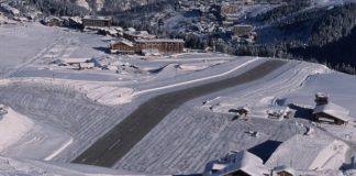 Bandara di Tengah Bukit Salju, Tempat James Bond Mendarat