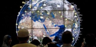 Keluarga Penumpang MAS Enggan Percaya Pesawat di Samudera Hindia