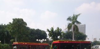 Ingin Menaiki Trem ? Surabaya tempatnya !