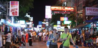 5 Tips Penting Belanja di Pasar Malam