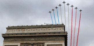 Kemeriahan Parade Bastille Day di Paris