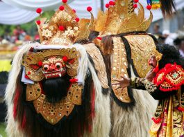 Tari Barong Bali Sebuah Wisata Budaya Tari Barong