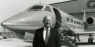 Allen Eugene Paulson, Penjual Koran Pembangun Pabrik Gulstream