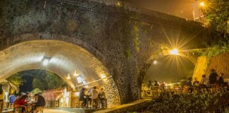 Kolong Jembatan Dijadikan Kafe, Ide Keren dari Johanes