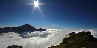 Mengintip Keindahan Gunung Rinjani, Gunung Berapi Tertinggi Kedua di Indonesia