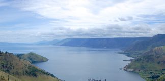 Danau Toba: Keajaiban Wisata Alam yang Menakjubkan