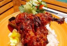 10 Makanan Khas Lombok yang Wajib Kamu Coba! Makanan Khas Lombok