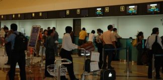 Lalu Lintas Penerbangan Dalam Negeri Indonesia Tahun 2010-2013