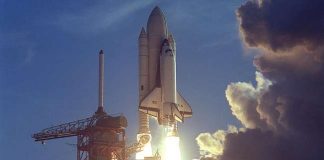 Pesawat Antariksa Milik Bos Amazon Siap Uji Coba