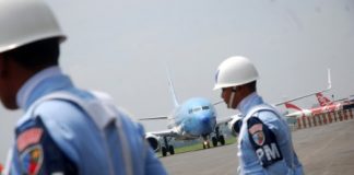 Pesawat Kepala Negara KAA Parkir di Bandara Halim