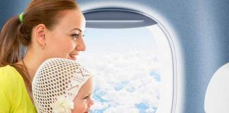 Tips Aman Membawa Bayi di Pesawat