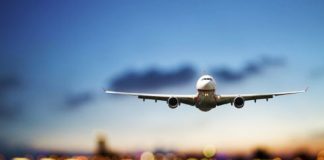 Perubahan Iklim Sebabkan Turbulensi Pada Pesawat