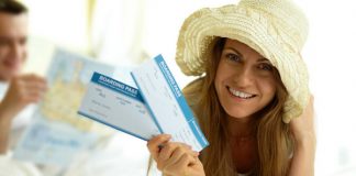 Begini Cara Aman Beli Tiket di Online Travel