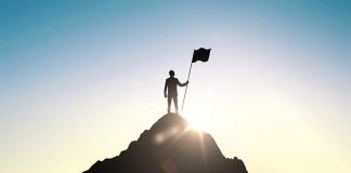 Nyeker Saat Mendaki Gunung, Simak Bahayanya