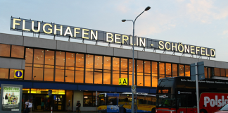 Bandara Berlin Dikosongkan Karena Ada Kebocoran Gas Air Mata