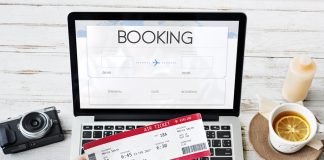 Mau Tiket Pesawat Murah? Ini Triknya!