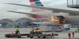 Terbakar, Penerbangan American Airlines Dibatalkan