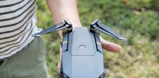 Tips Menerbangkan Drone Dengan Aman