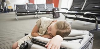 Tips Mengatasi Sindrom Jet Lag