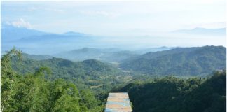 Bukan Sarang Teroris, Bukit (Ng)ISIS Ini Tawarkan Panorama Indah