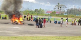 Warga Buka Blokade, Aktivitas Bandara Oksibil Kembali Normal