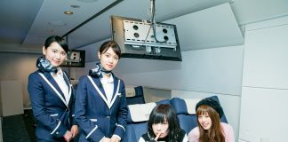 Berkhayal Naik Penerbangan First Class di First Airlines