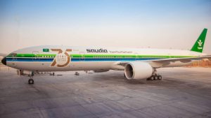 Setelah sebelumnya meluncurkan spesial livery terbaru yang menampilkan logo "75 ...