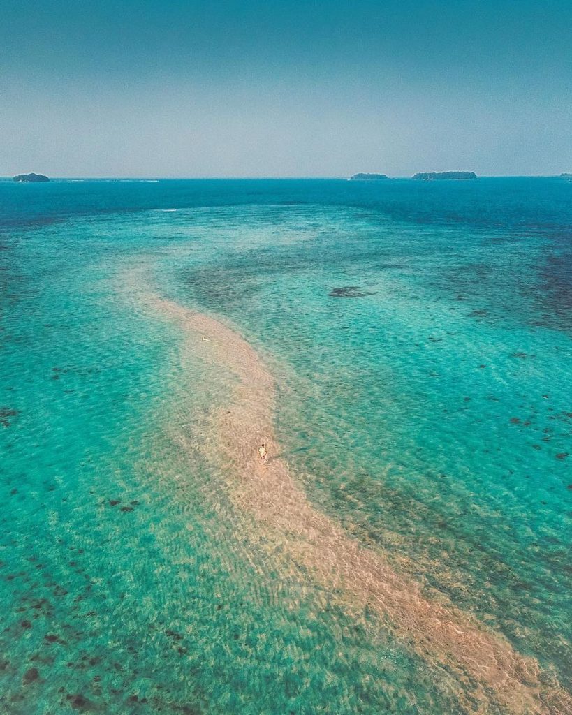 What an amazing sight captured by @balnyes near the capital city of #Indonesia! ...