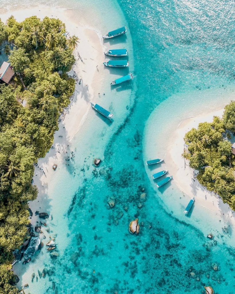 @inkkyarista shows the reason why you should visit the #KelayangIsland. Flanked ...