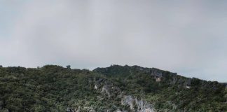 “The color gradation of the lake makes one forget to blink,” says @rafdyfauzan, … "The color gradation of the lake makes one forget to blink,” says @rafdyfauzan, ...