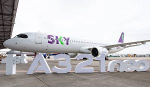 SKY Airline, maskapai berbiaya rendah yang berbasis di Chili telah menerima peng...