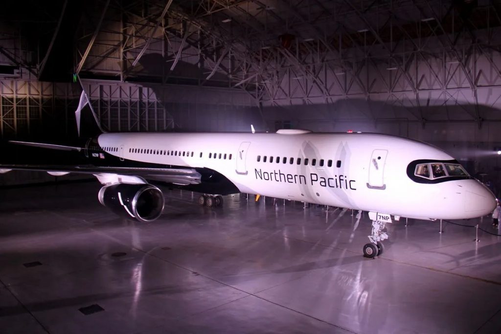 Berikut adalah penampakan pesawat Boeing 757-200 (N627NP) pertama milik Northern...