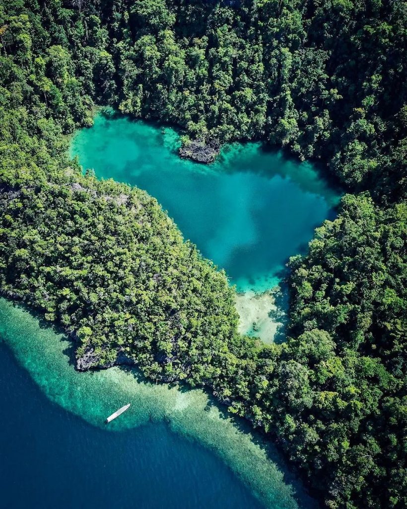 Can you feel the lovely vibes of Lake Tobelo captured in this gorgeous picture b...