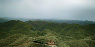 Does the idea of walking across beautiful sceneries excite you? Come and travers… Does the idea of walking across beautiful sceneries excite you? Come and travers...