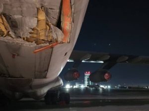 Pesawat Ilyushin IL-76MD dengan registrasi RF-76548 milik Angkatan Udara Rusia y...