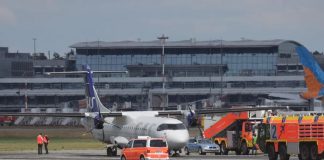 Sebuah pesawat ATR 72-600 (ES-ATE) milik SAS Scadinavian Airlines (op. Xfly) yan… Sebuah pesawat ATR 72-600 (ES-ATE) milik SAS Scadinavian Airlines (op. Xfly) yan...