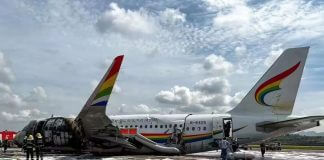 Berikut adalah foto – foto yang memperlihatkan kondisi pesawat Airbus A319-115 (… Berikut adalah foto - foto yang memperlihatkan kondisi pesawat Airbus A319-115 (...