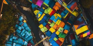 Here’s a lovely sight to make your day colorful!
Come to Jodipan Village in Mal… Here’s a lovely sight to make your day colorful!
Come to Jodipan Village in Mal...