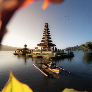 Today is the 55th #ASEANDay! May this special friendship bring prosperity to Sou...