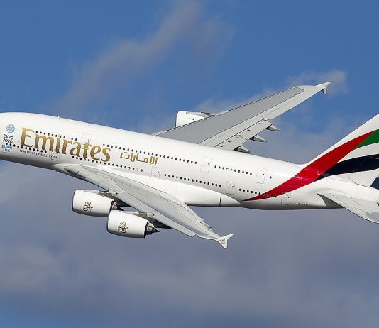 Airbus A380 Emirates: The World’s Largest Passenger Aircraft airbus a 380 emirates