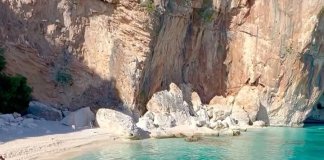 takes us on a mesmerizing journey to the turquoise waters of Baunei in Italy! T… takes us on a mesmerizing journey to the turquoise waters of Baunei in Italy! T...