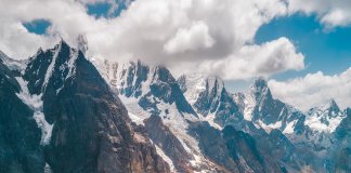 takes us on a visual journey through the stunning Cordillera Huayhuash, Peru. Th… takes us on a visual journey through the stunning Cordillera Huayhuash, Peru. Th...