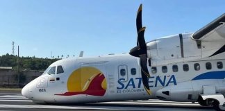 Pada Rabu (1/05) kemarin sebuah pesawat ATR 42-500 (HK-5104) milik maskapai Sate… Pada Rabu (1/05) kemarin sebuah pesawat ATR 42-500 (HK-5104) milik maskapai Sate...